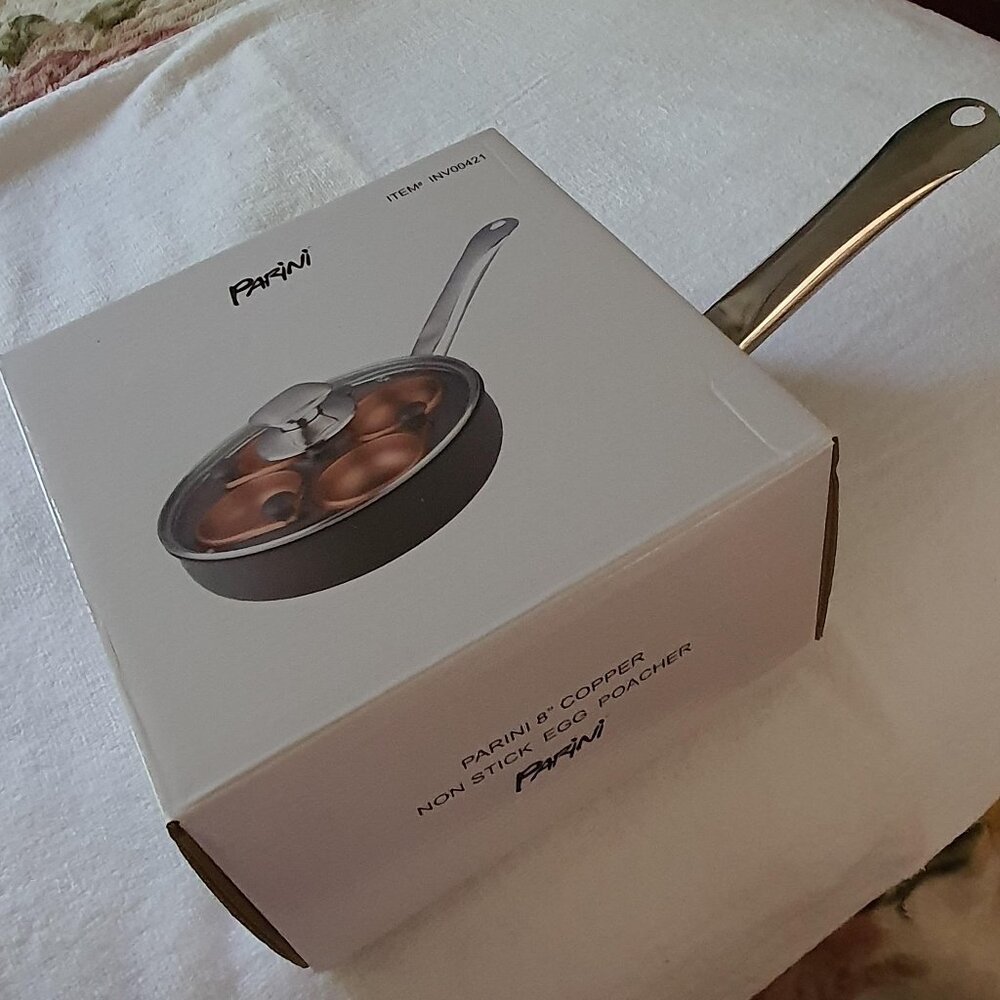 New in Box PARINI 8" Copper Nonstick Egg Poacher with four egg cups #INV00421